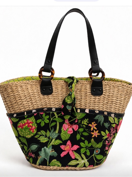 Vera Bradley Handbags - Vera Bradley large wicker tote beach bag
